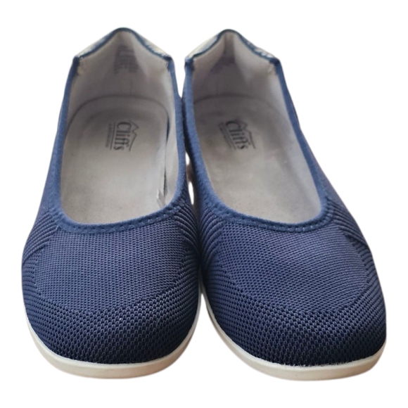 Cliffs by White Mountain Deep Blue Loafers - Picture 1 of 5